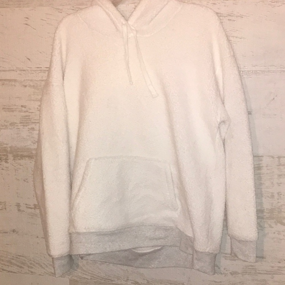Old navy fuzzy hoodie